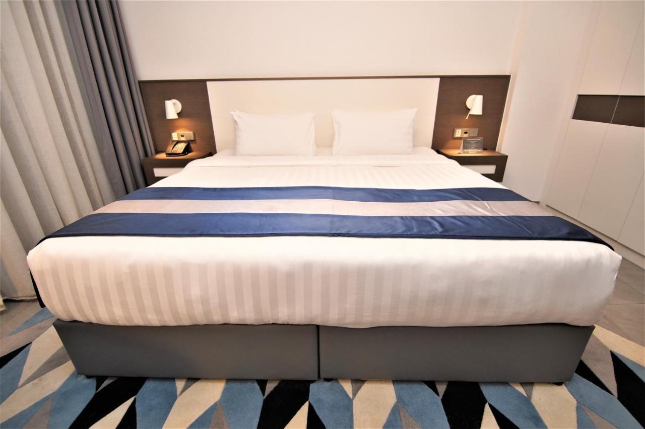 Abar Hotel Apartments Dip-1 迪拜 外观 照片